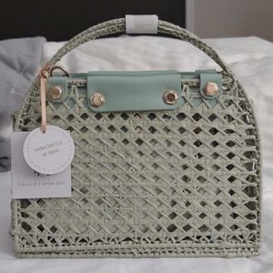 House of Harlow 1960 Straw Purse Handbag with Removable Pouch